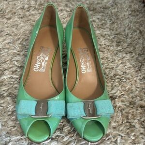 Authentic Ferragamo real leather hells shoes